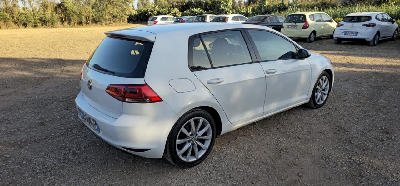 Volkswagen Golf 1.6 TDI 5p. Trendline BlueMotion Technology