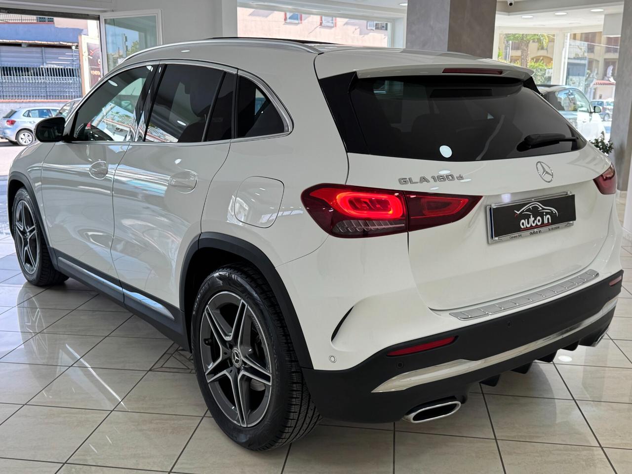 Mercedes GLA180d Automatic Premium AMG Tetto apribile