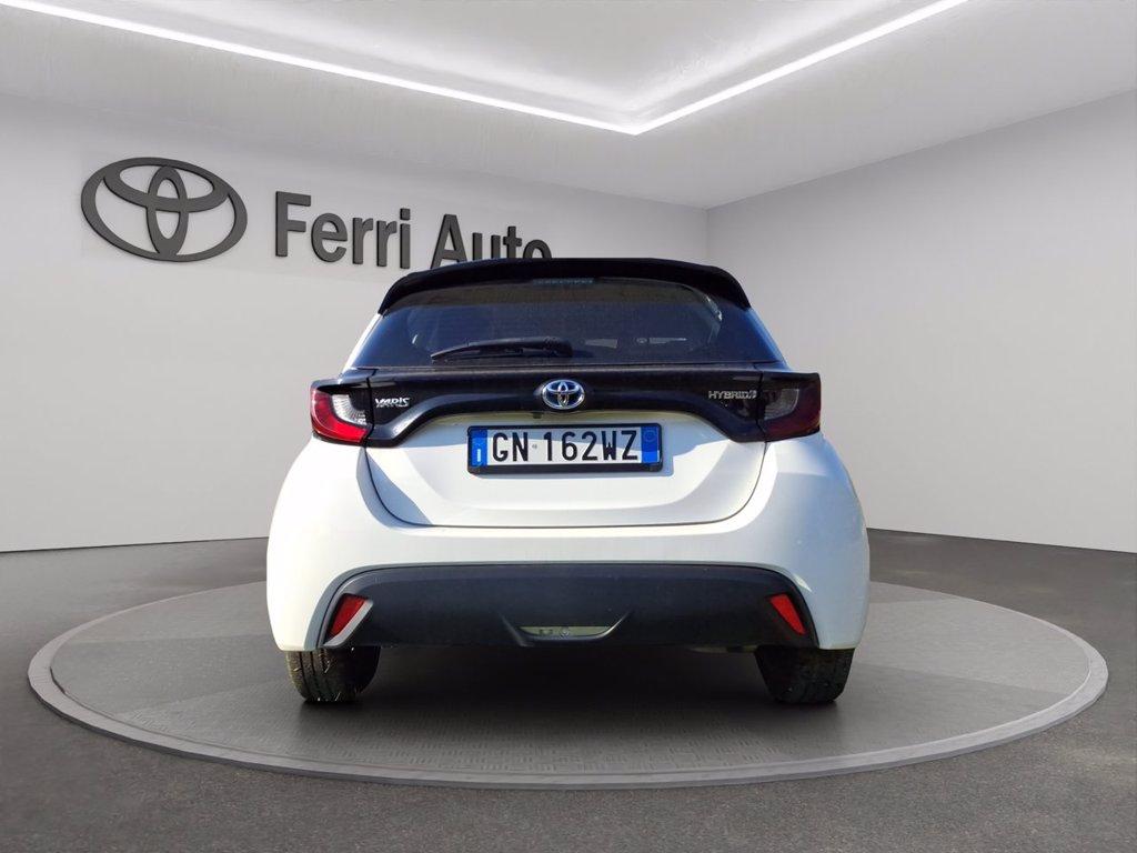 TOYOTA Yaris 1.5h active del 2023