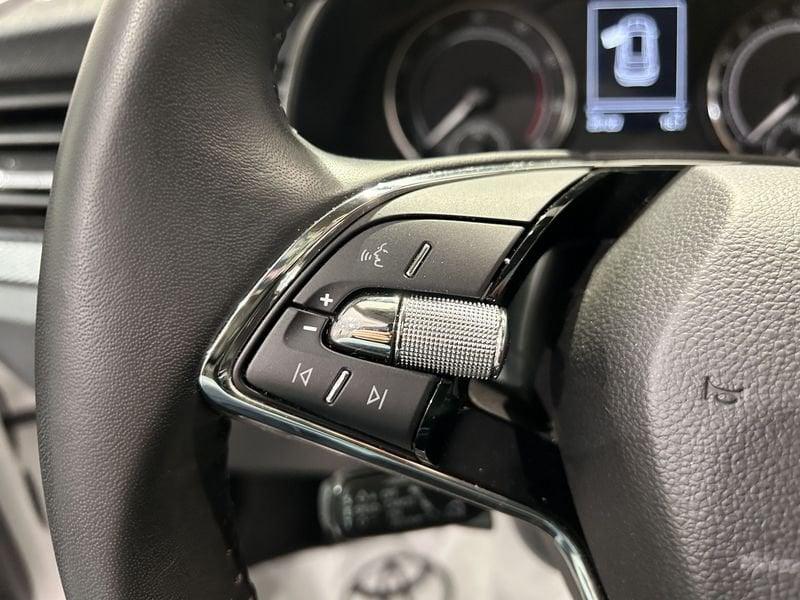 Skoda Kamiq Kamiq 1.0 TSI 110 CV DSG Ambition + GANCIO TRAINO