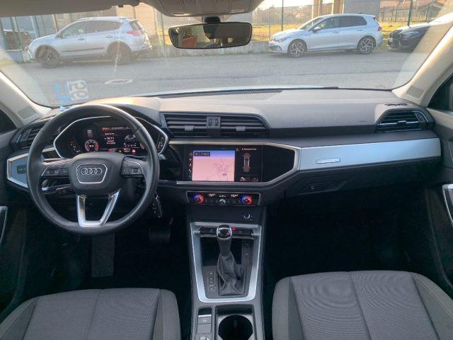 AUDI Q3 40 TDI quattro S tronic Business Advanced