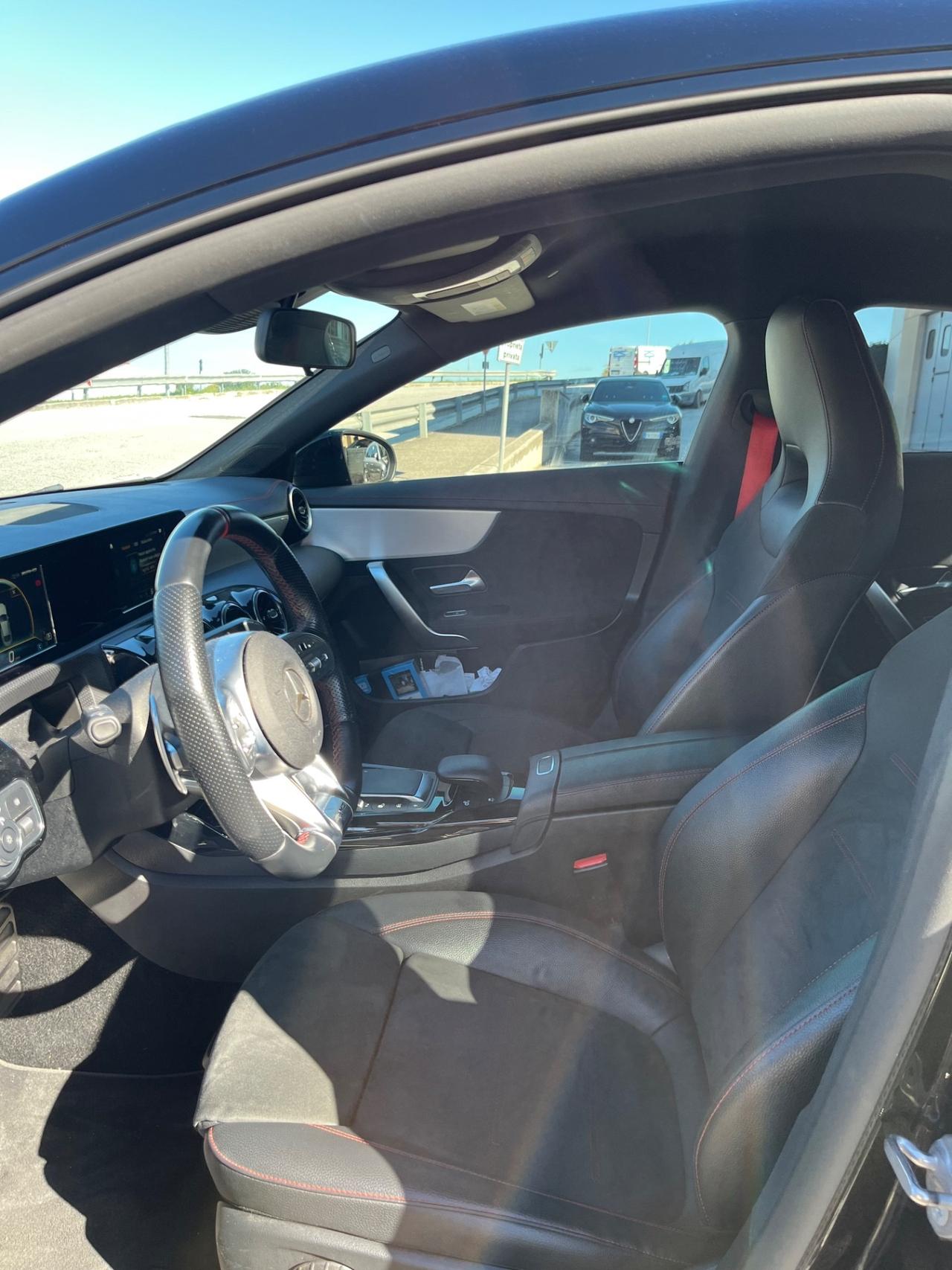 Mercedes-benz CLA 35 AMG