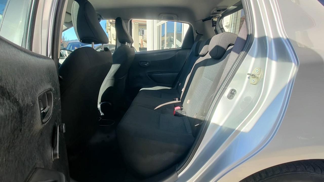 Toyota Yaris 1.4 D-4D Lounge anno 2013
