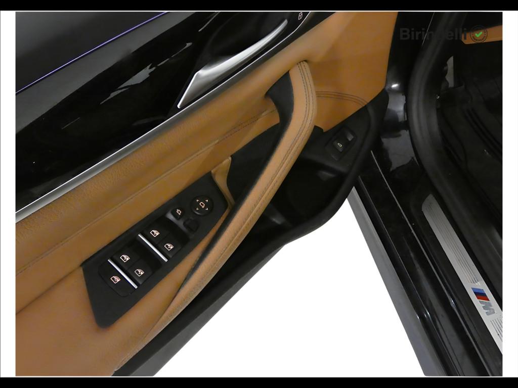 BMW Serie 5(G30/31/F90) - 520d 48V xDrive Touring Msport