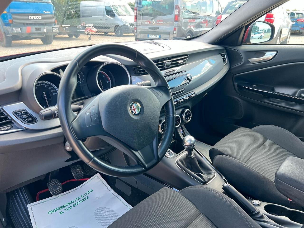 Alfa Romeo Giulietta 1.6 JTDm-2 105 CV Distinctive