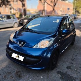 Peugeot 107 **NEOPATENTATI**