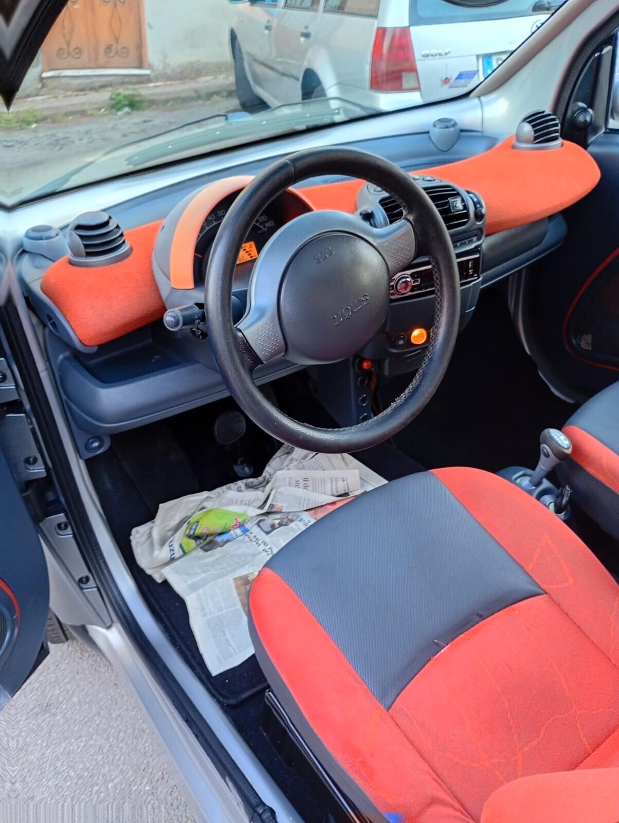 Smart ForTwo 700 coupé pure (45 kW)