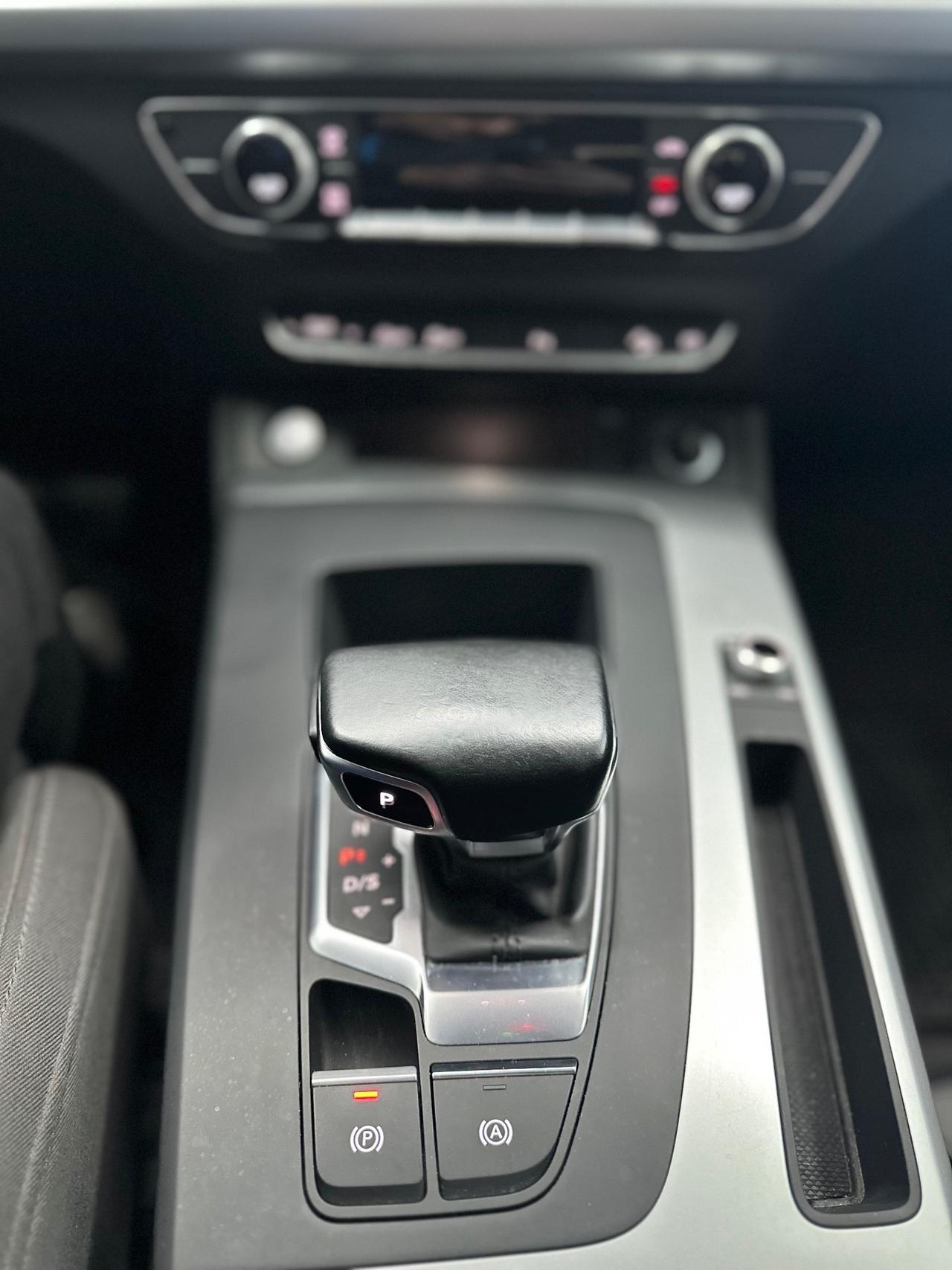 Audi Q5 S-Line Sportback 40TDI