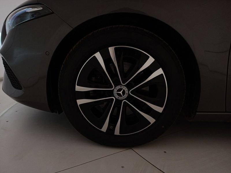 Mercedes-Benz Classe A - W177 2023 A 180 d Progressive Advanced auto