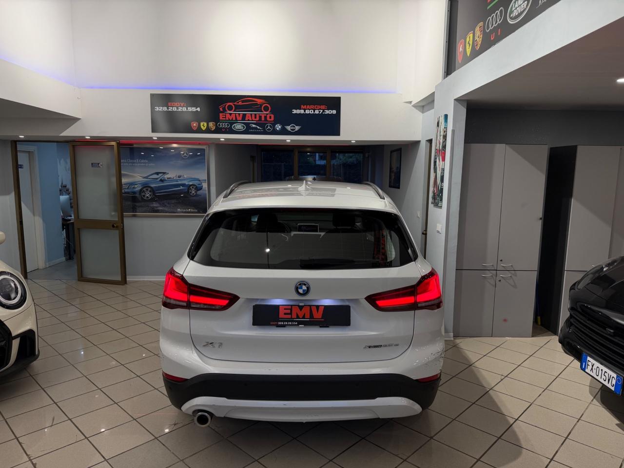 X1 xDrive25e Advantage iva 220 cv