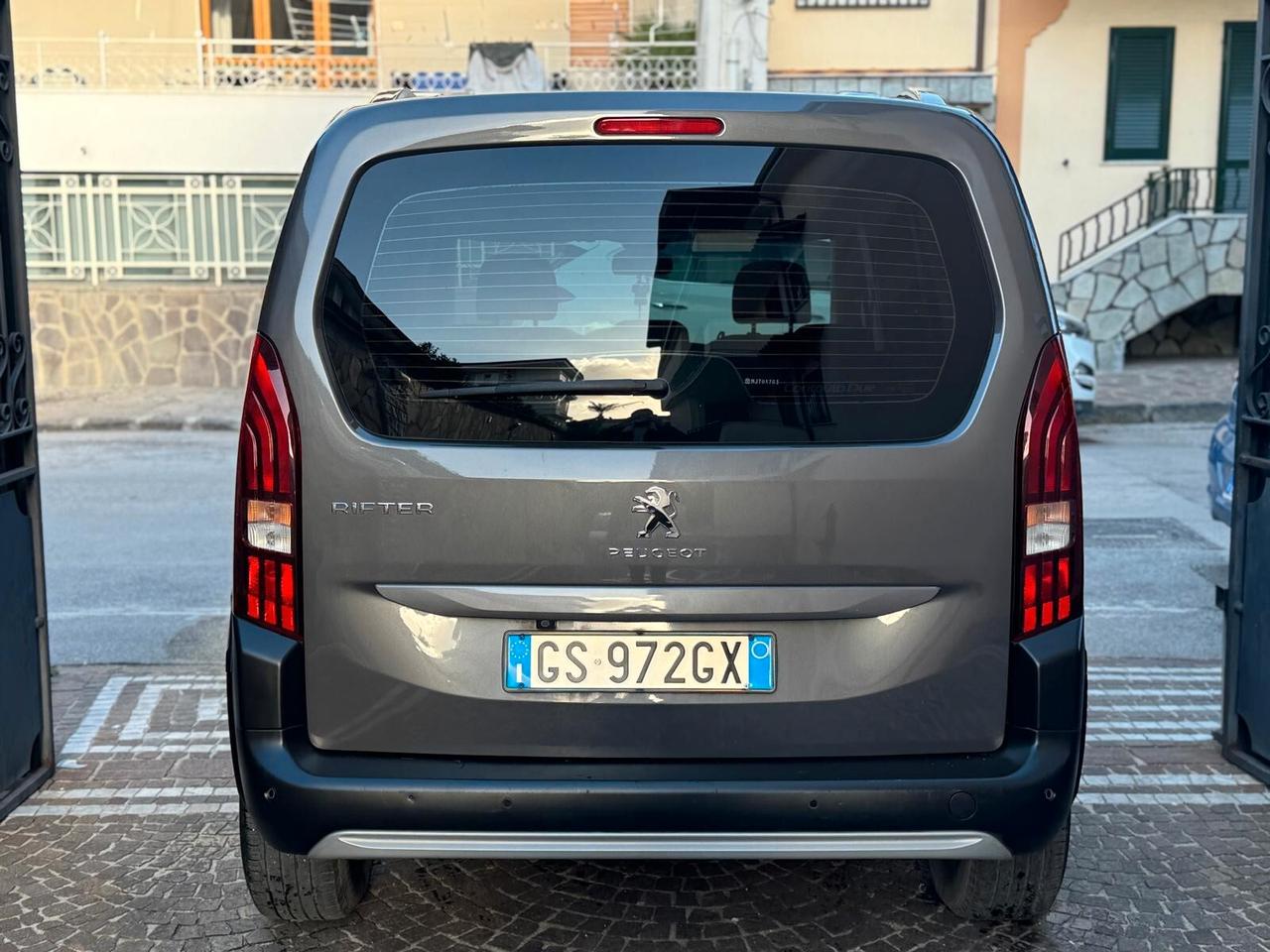 Peugeot Rifter Mix BlueHDi 130 S&S EAT8 PC Allure Standard