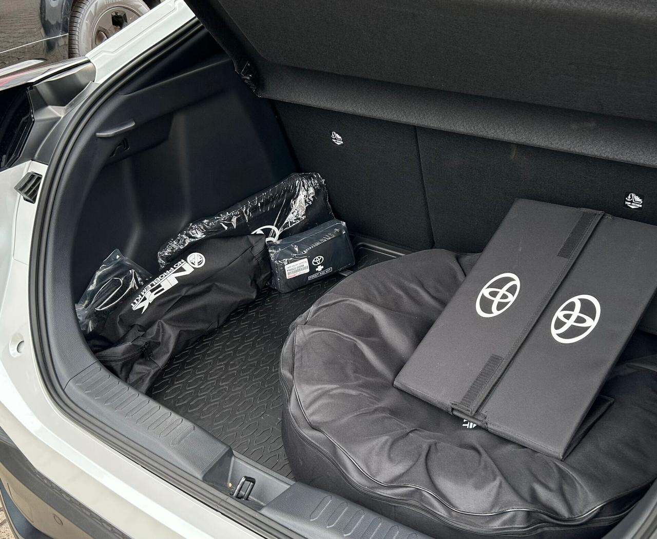 Toyota C-HR 1.8 HV Lounge