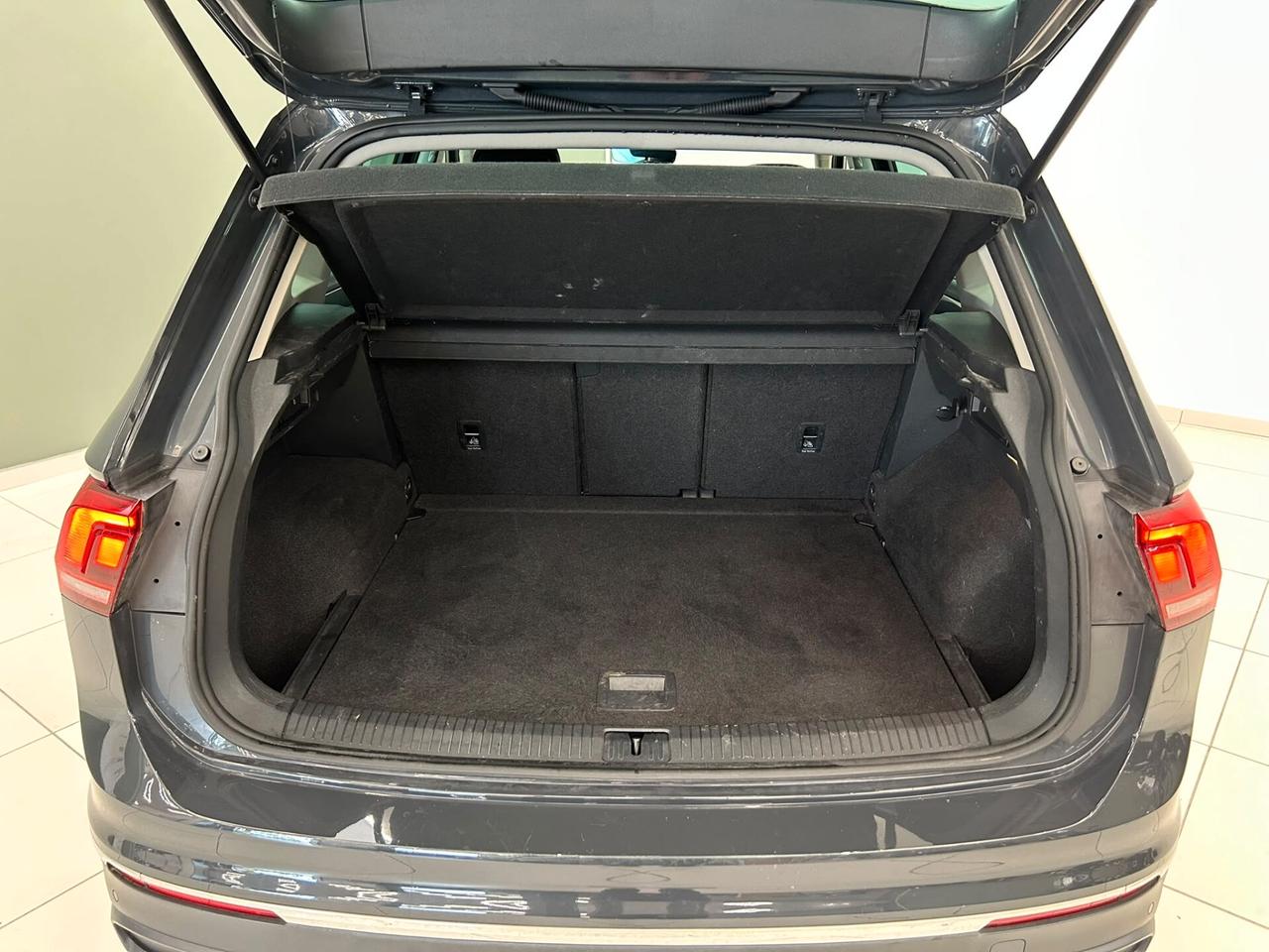 VOLKSWAGEN TIGUAN II 2021 2.0 tdi Life 150cv dsg IVA ESPOSTA
