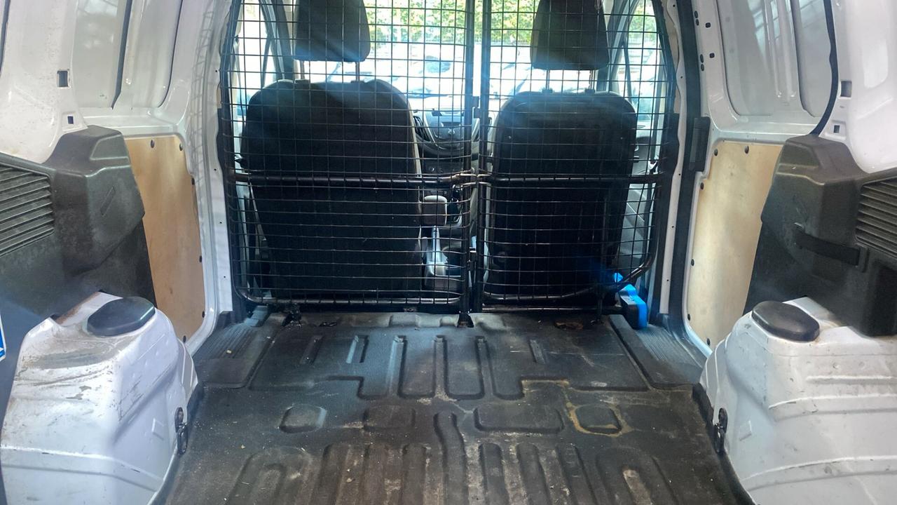 Ford transit courier