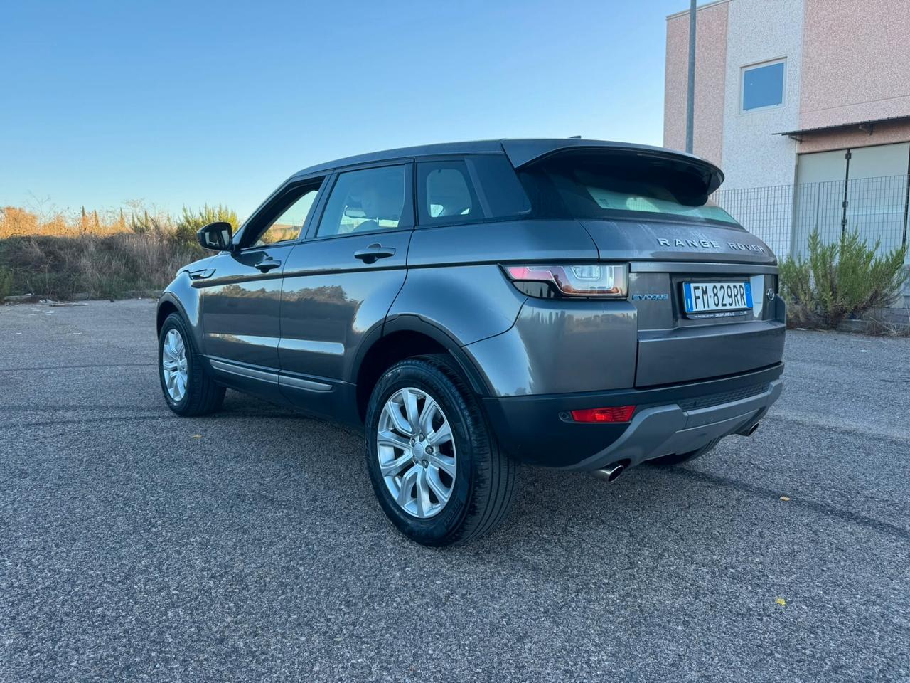 Range Evoque 2.0 TD4 2018 SOLO 134.000 KM
