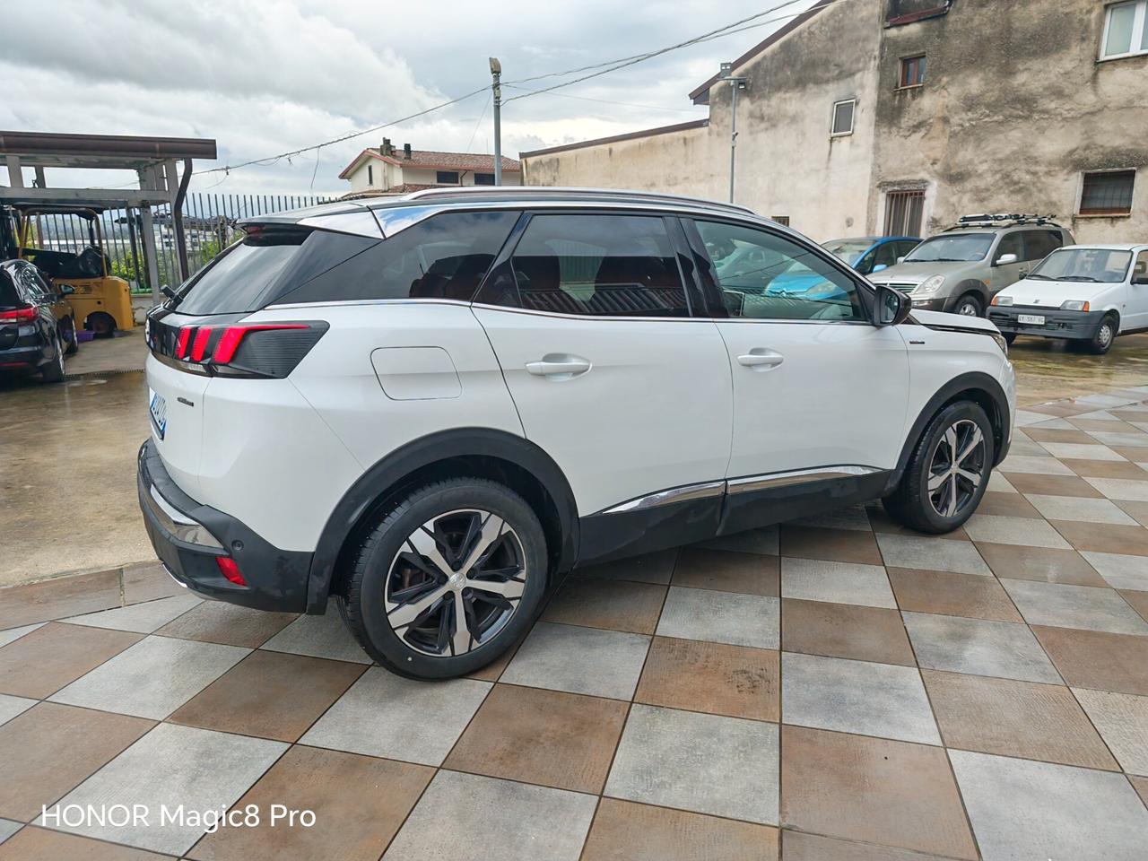 Peugeot 3008 BlueHDi 130 S&S Allure GT LINE