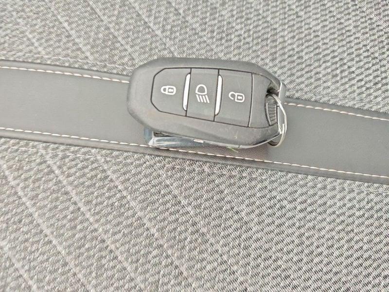 Peugeot 208 PureTech 100 Stop&Start 5 porte Allure