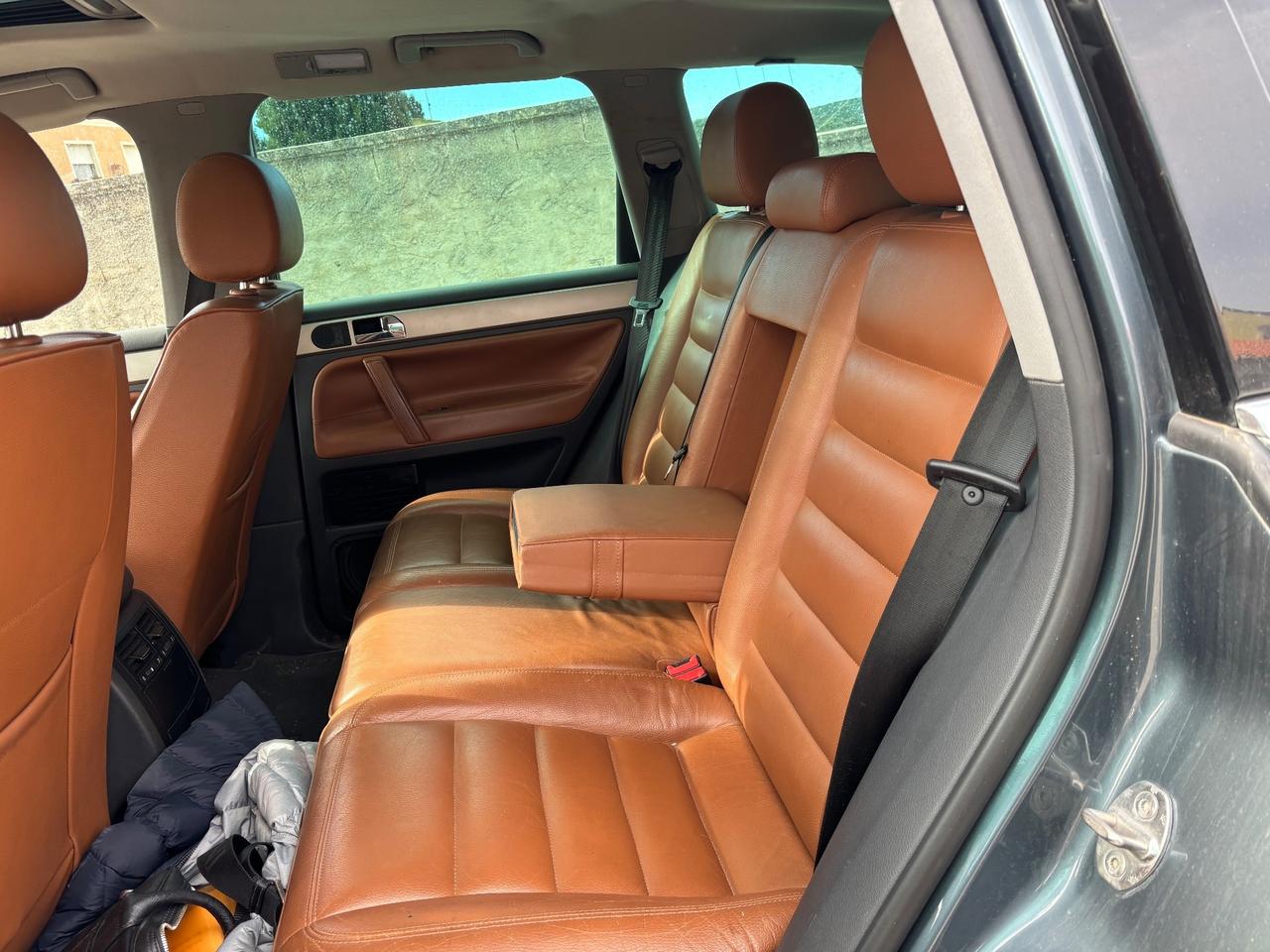 Volkswagen Touareg 3.0/240CV V6 TDI DPF tip.