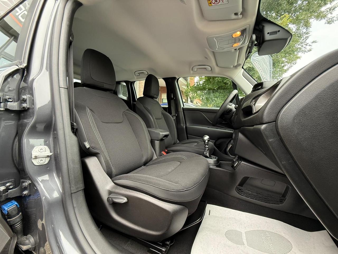 Jeep Renegade 1.6 Mjt 130 CV Longitude