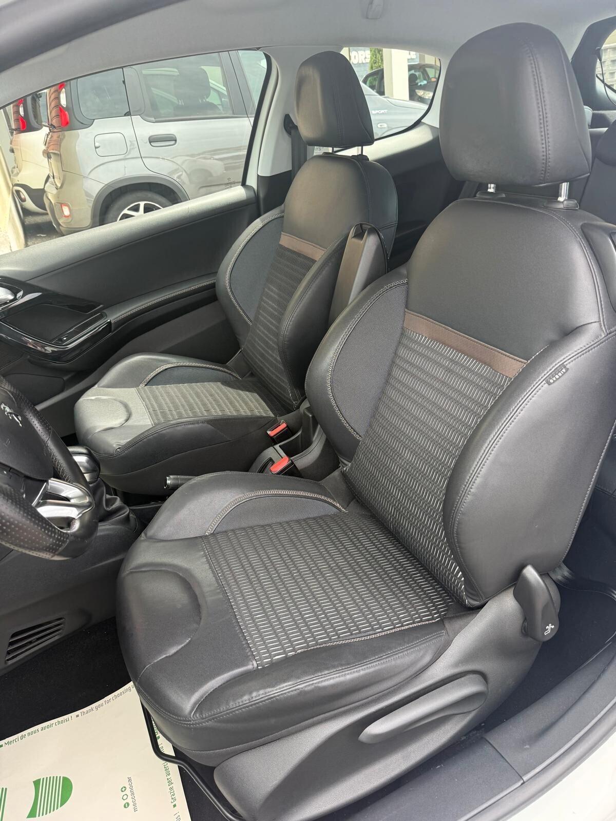 Peugeot 208 1.6 e-HDi 92 CV Stop&Start 3 porte Allure UNICO PROPRIETARIO