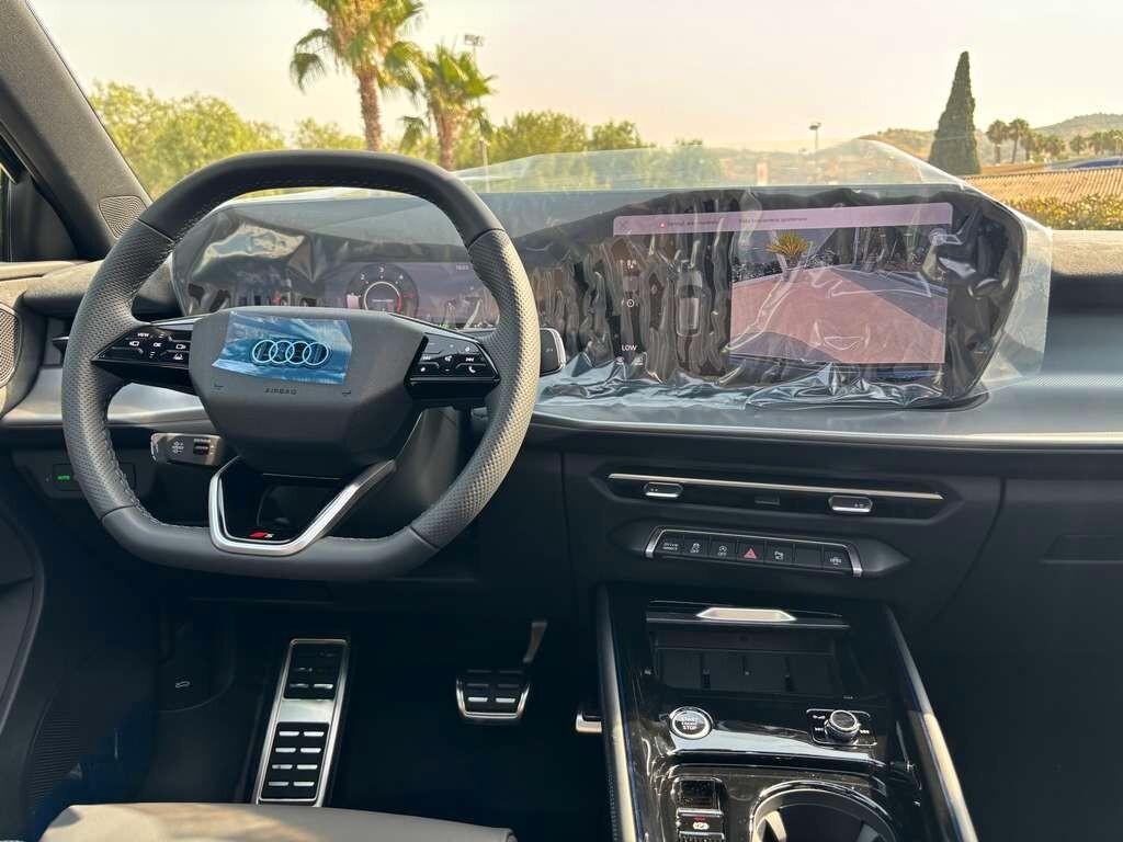 Audi Q3 SPB 35 TDI S tronic line edition IVA ESPOSTA Tua a solo 629 Euro al mese