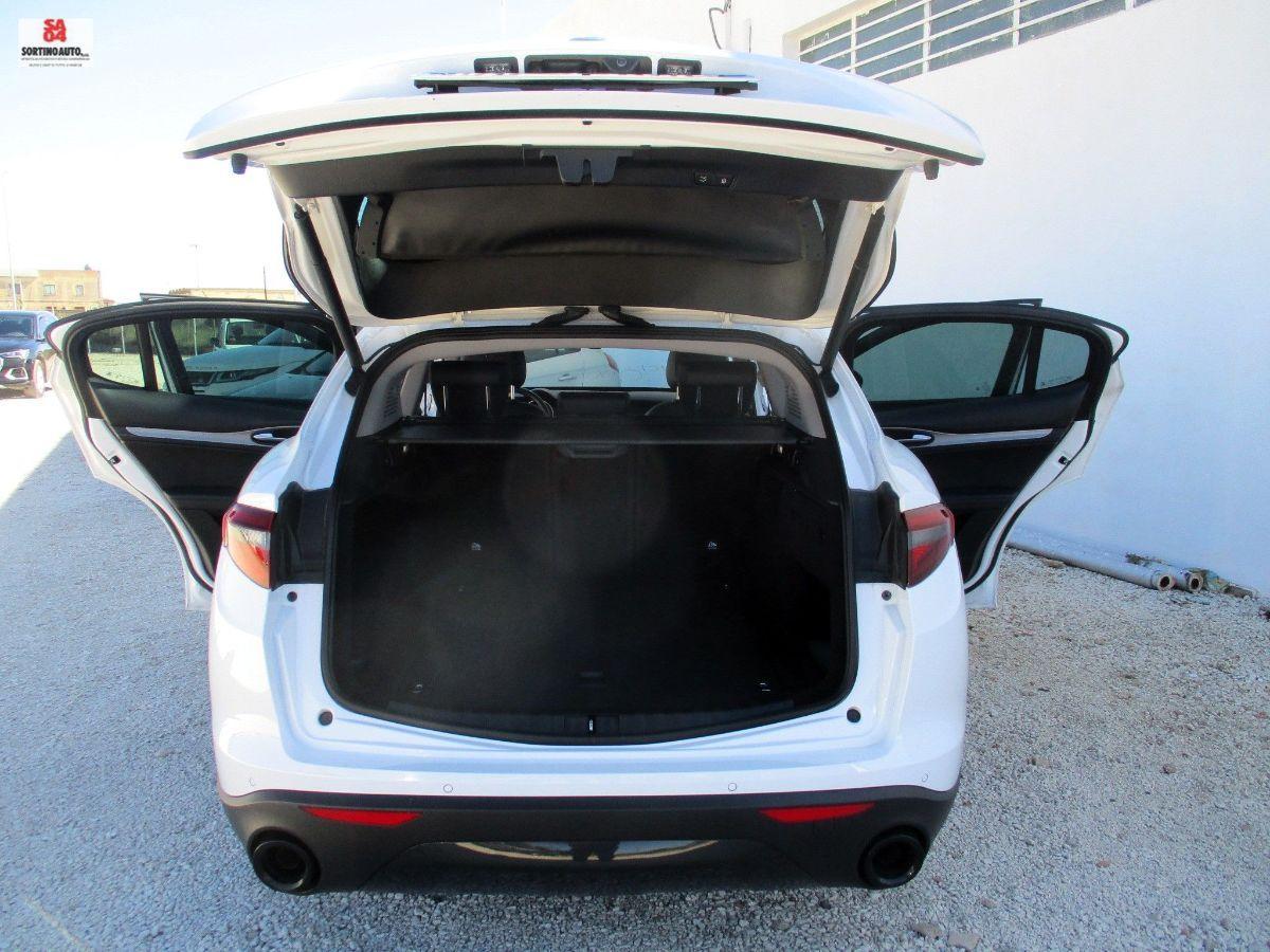 A.R.Stelvio 2.2 T.diesel 190CV AT8 Q4 SPRINT 2021