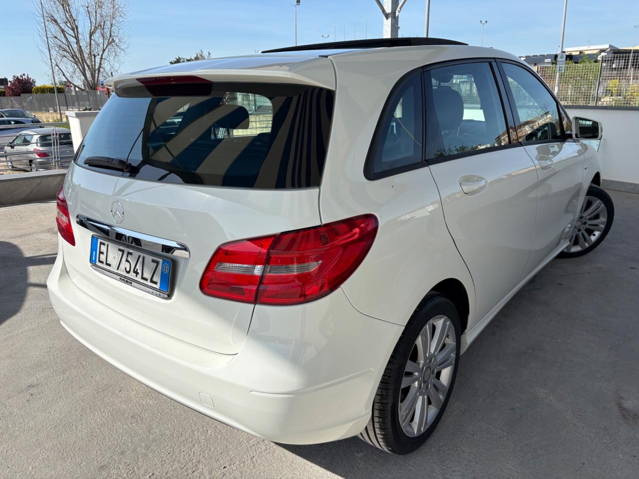 Mercedes-benz B 180 200 CDI BlueEFFICIENCY Premium