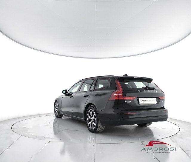 VOLVO V60 B4 (d) automatico Essential