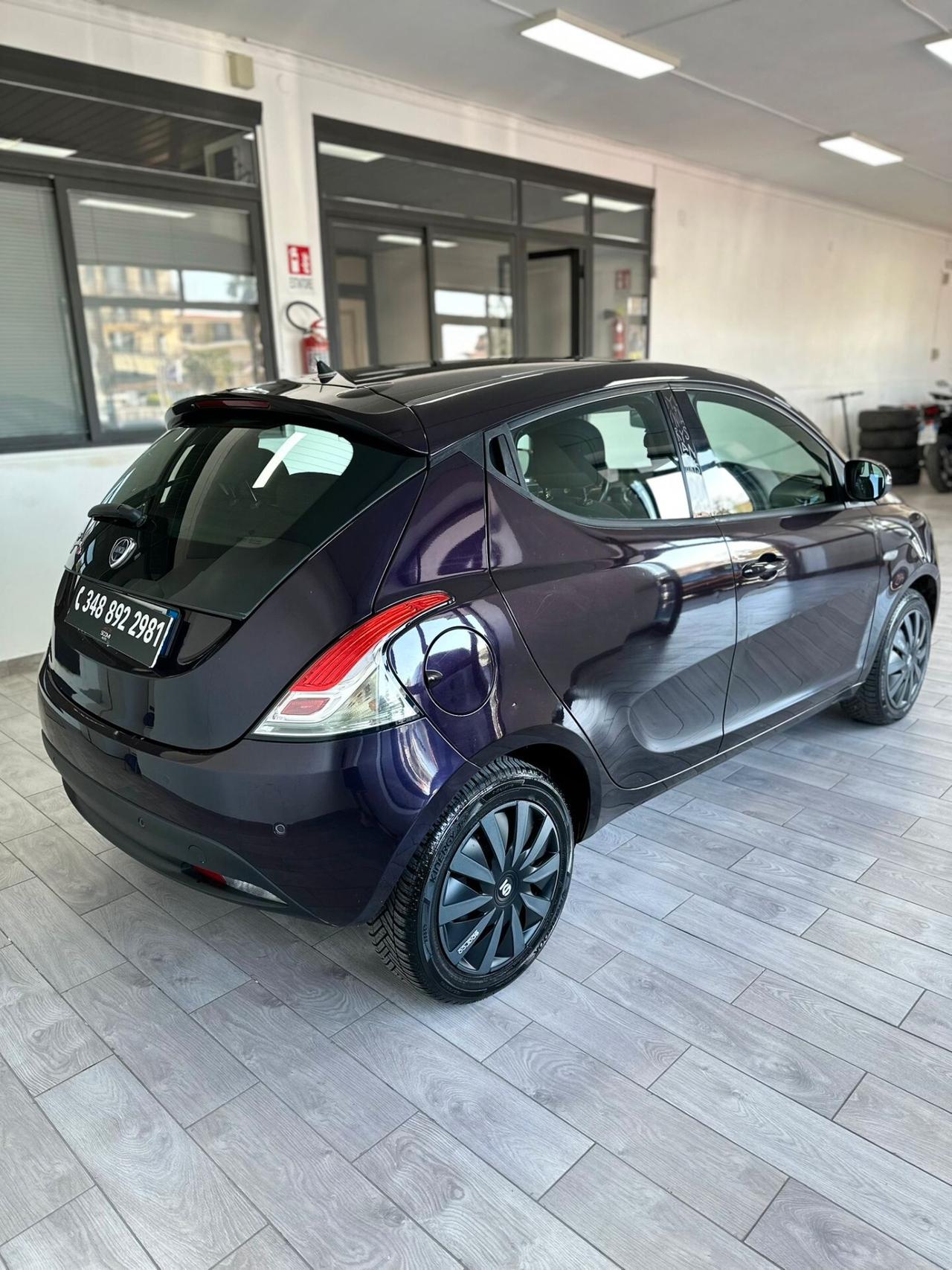 Lancia Ypsilon 1.3 MJT 16V 95 CV 5 porte S&S Elefantino