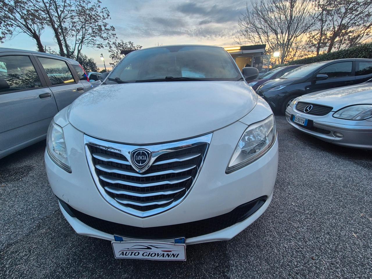 Lancia Ypsilon 1.2 69 CV 5 porte Gold