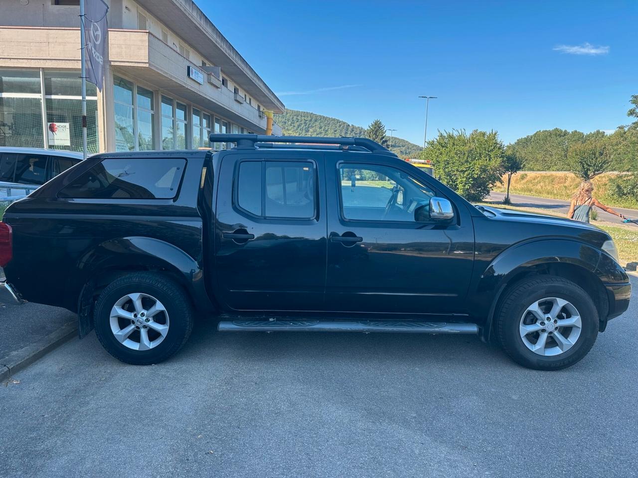 Nissan Navara 2.5 dCi 4 porte Double Cab Sport