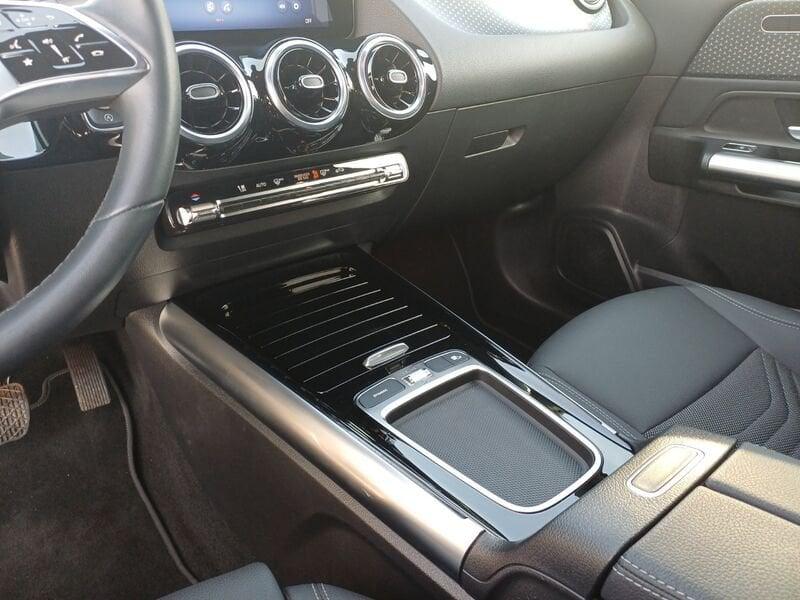 Mercedes-Benz GLA GLA 180 d Progressive Advanced