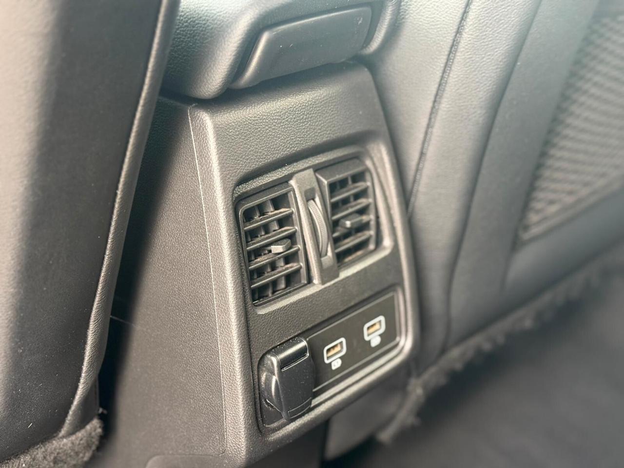 RENAULT CAPTUR RIVE GAUCHE 1.6 HYBRID 145CV CAMBIO AUTOMATICO