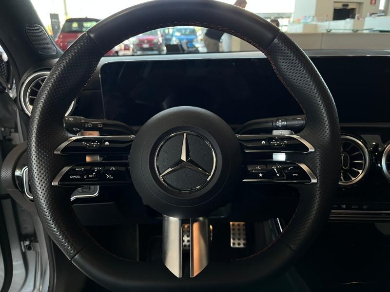 Mercedes-Benz A 180 Automatic AMG Line Premium