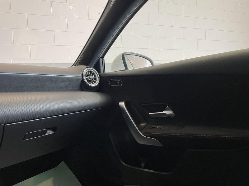 Mercedes-Benz Classe A A 200 Automatic Premium AMG Line