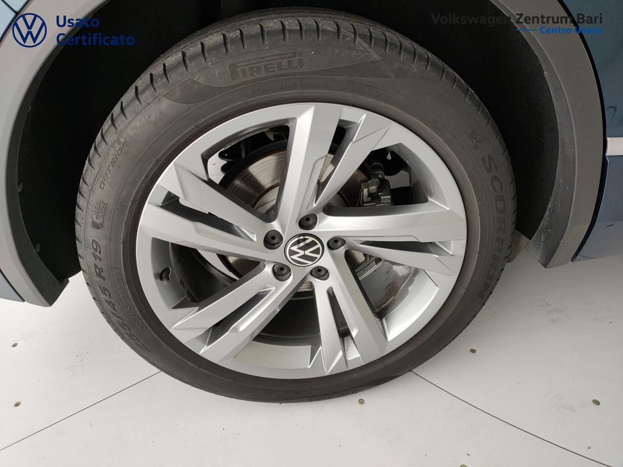 Volkswagen Tiguan 2.0 tdi r-line 150cv dsg