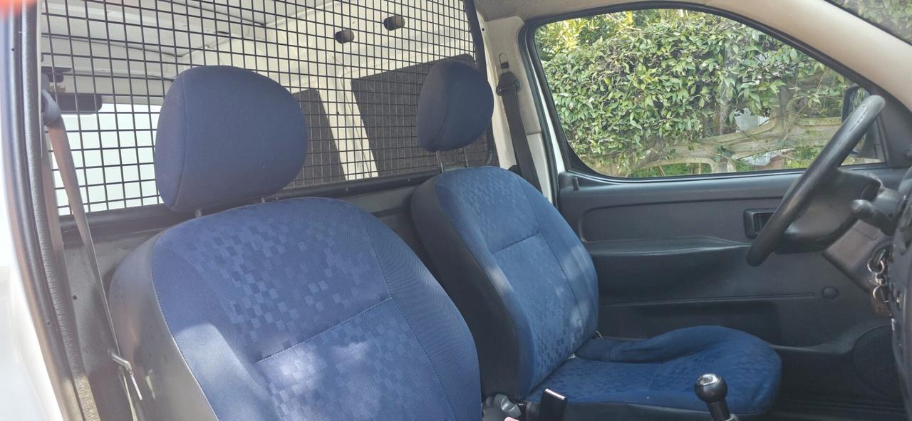 Peugeot ranch 1.6 diesel