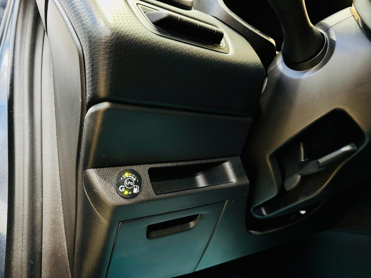 Renault Clio 100 CV GPL / CarPlay / R.Camera - Prezzo Reale!