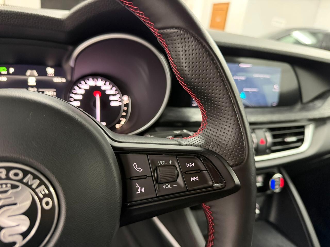 Alfa Romeo Stelvio 2.2 TD 160 CV ROSSO EDIZIONE NAVI RETROCAMERA 2PDC