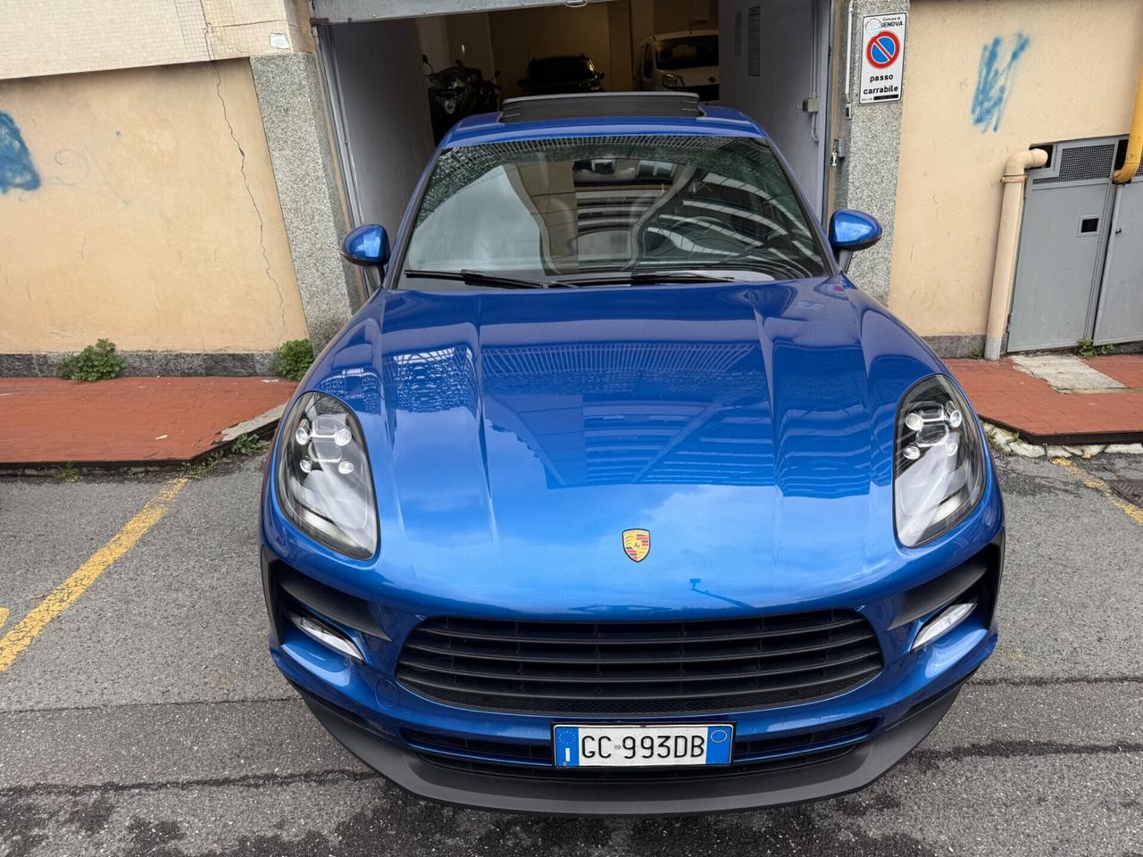 PORSCHE MACAN 2.0 ZAFFIRO CERCHI 21 TETTO SCARICHI