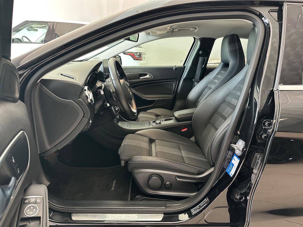 Mercedes-benz GLA 180 Sport PARI A NUOVO