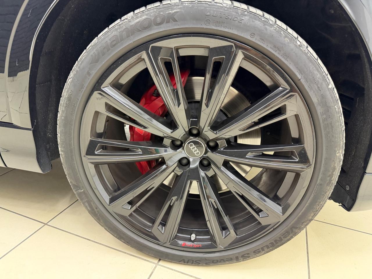 Audi Q8 SQ8 TFSI ITA UFF MATRIX TETTO 4 RUOTE STERZANTI