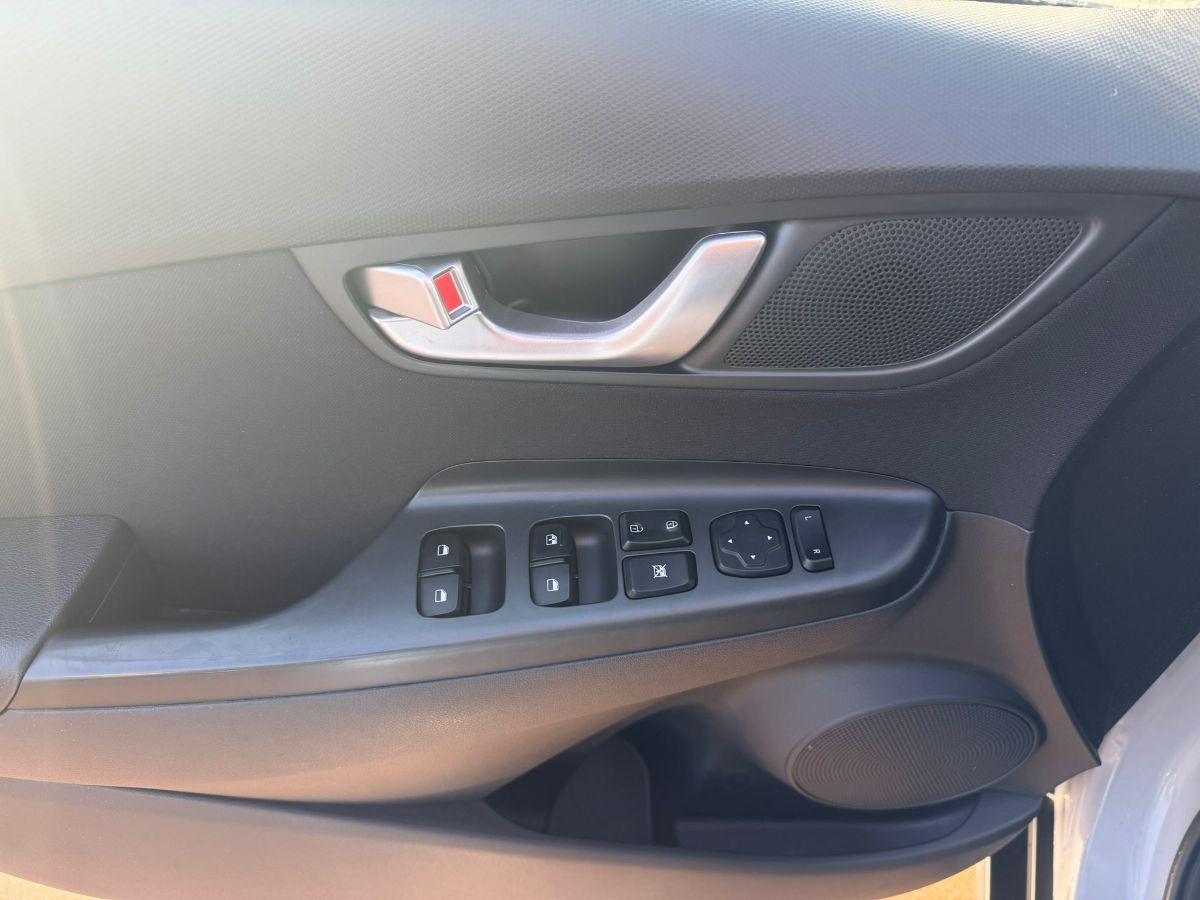 HYUNDAI - Kona - 1.0 T-GDI Xpossible