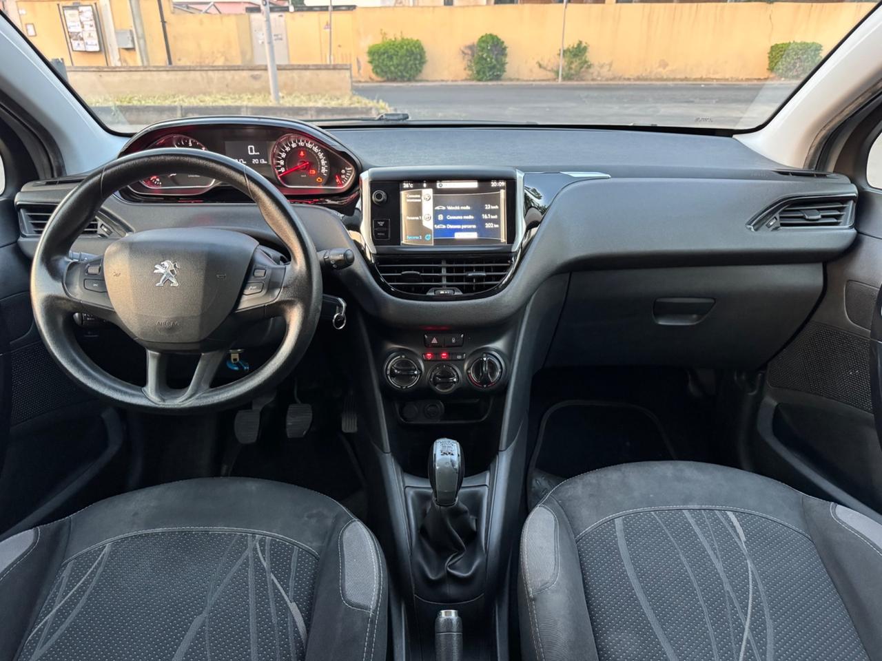 Peugeot 208 1.4 HDi LEGGI DESCRIZIONE