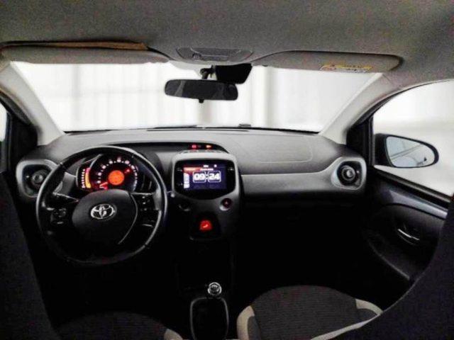 TOYOTA Aygo Connect 1.0 VVT-i 72 CV 5 porte x-play