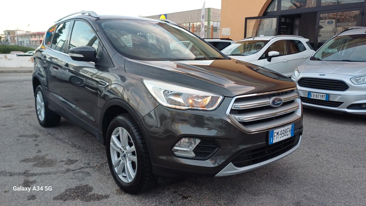 Ford Kuga 1.5 TDCI 120 CV S&S 2WD Titanium