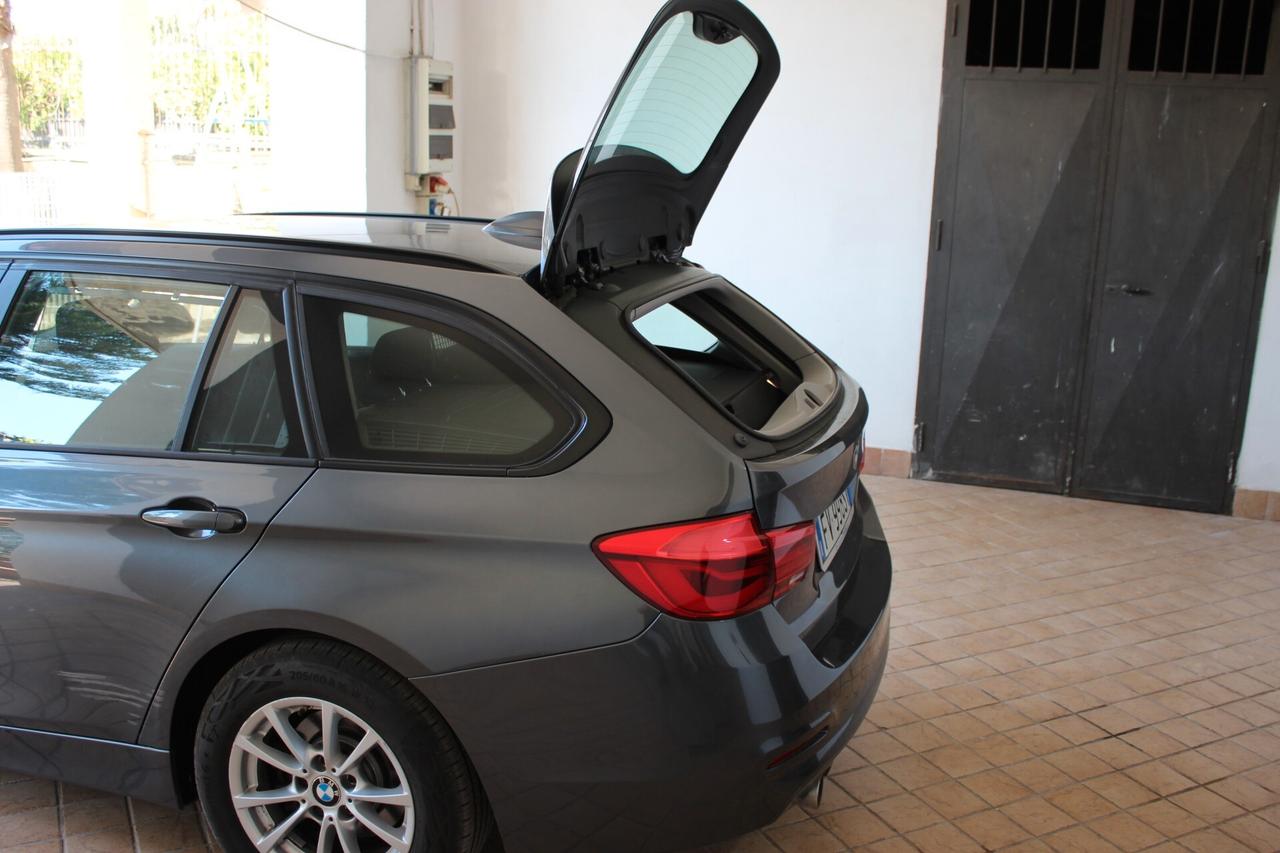Bmw 318 318d Touring Business Advantage aut.