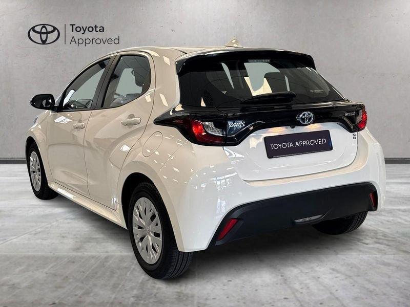 Toyota Yaris Hybrid Active MY22