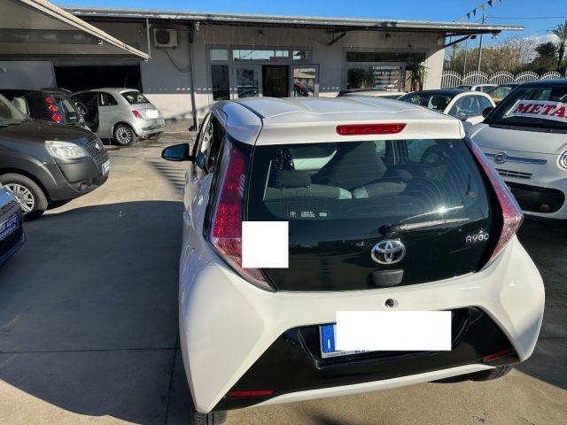 TOYOTA Aygo X 1.0 VVT-i 69 CV 5 porte x-play