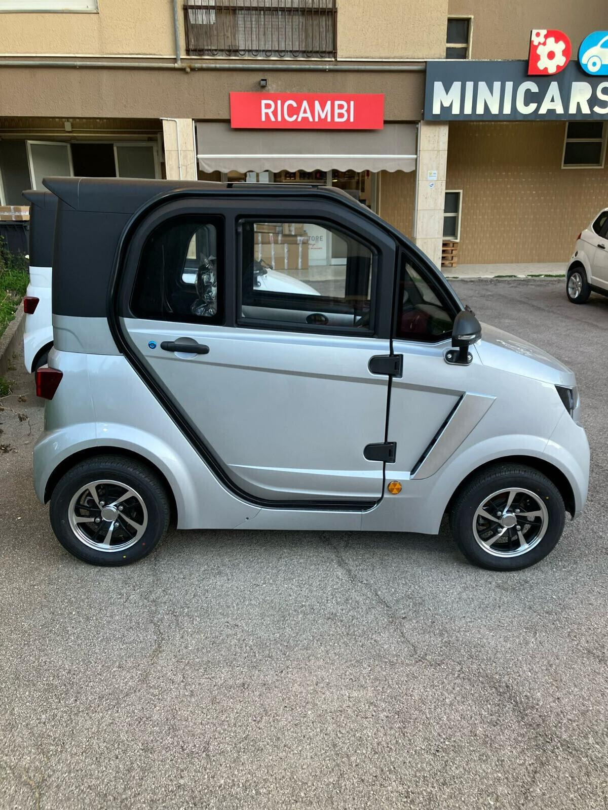 VITALE MIA MINICAR ELETTRICA